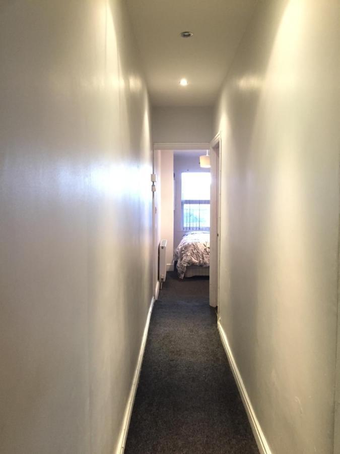 Private Double Room Near City Centre, Coventry Kültér fotó