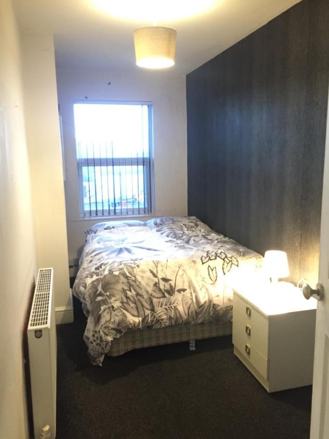 Private Double Room Near City Centre, Coventry Kültér fotó